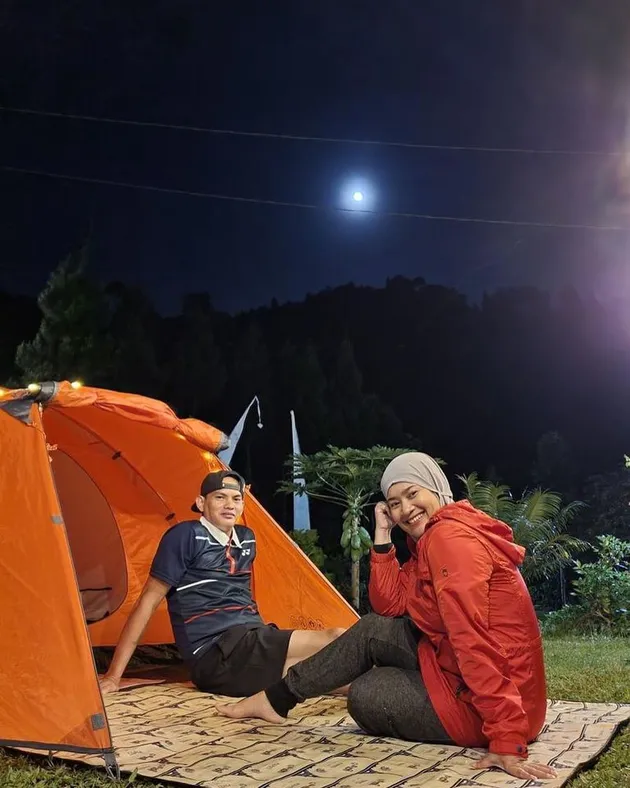 Ikke Nurjanah Karlie Fu Kencan ABG bulu tangkis
