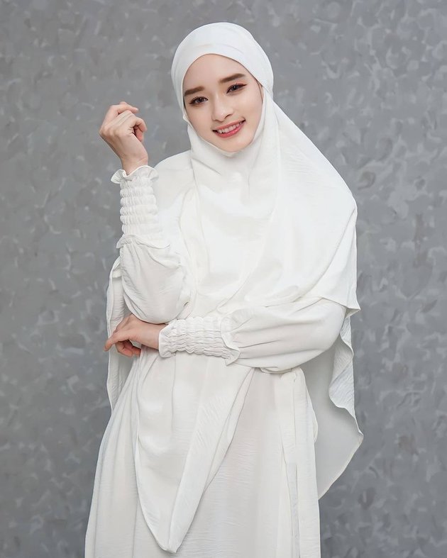 8 Photos of Inara Rusli that are Now Criticized by Netizens, After Removing Her Veil and Often Posting Selfie Photos - Accused of Being More Flirtatious