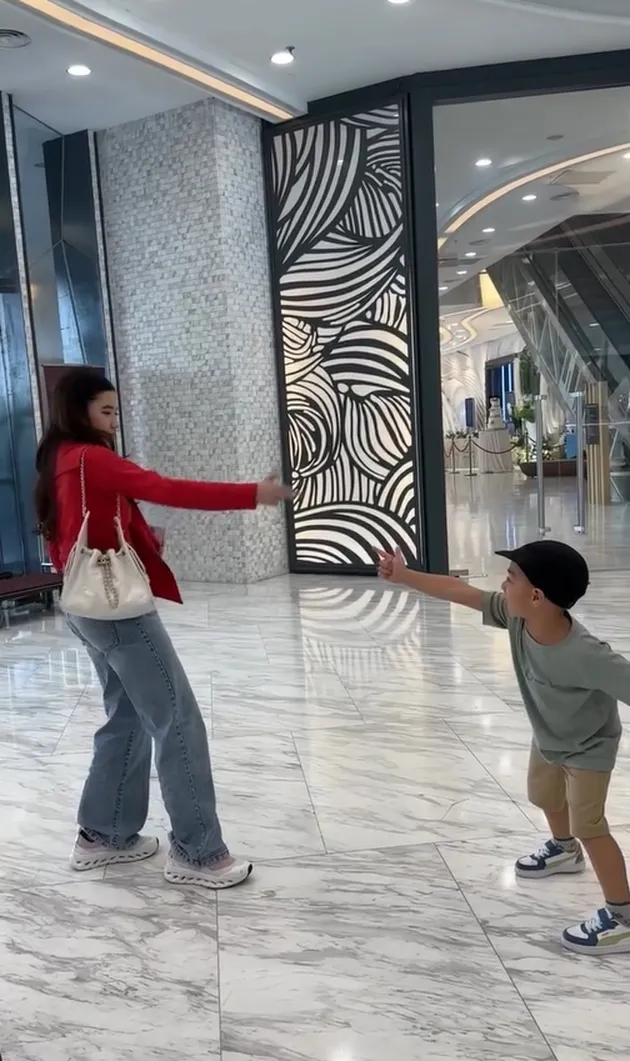 <nil>