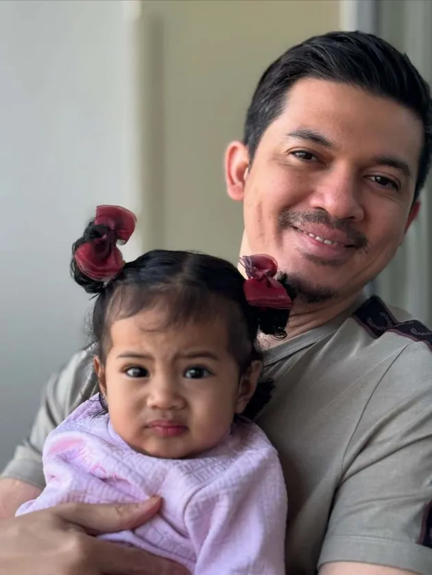 Irwansyah Habiskan Waktu Bareng Anaknya