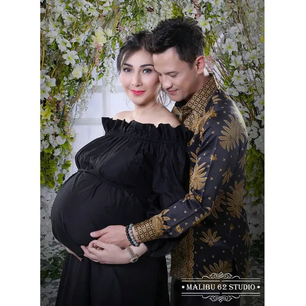 Lucky Perdana dan Istri