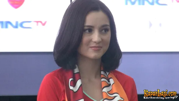 Julia Perez - Julie Estelle