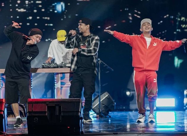 Sebagai salah satu grup rap legendaris, NEO juga mendapatkan kesempatan untuk tampil di acara musik SYNCHRONIZE FEST 2020 lalu. 