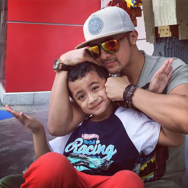 Keluarga Hengky &amp; Sonya