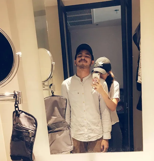 Adrian Hashfi dan Pacar