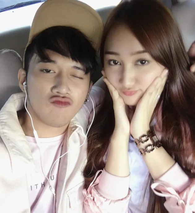 Dicky Smash - Ssandrina Mazayya