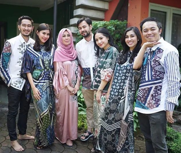 Lebaran Keluarga Raffi Ahmad