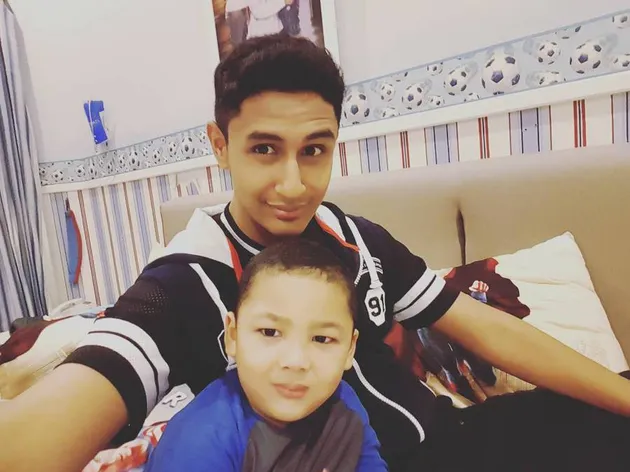 Dillah dan Adik Tiri