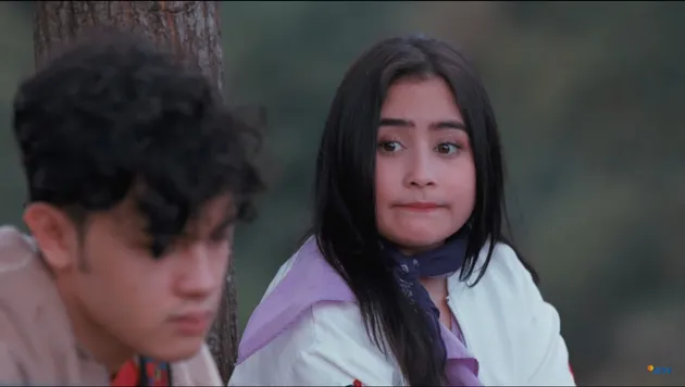 Shawn Adrian - Prilly Latuconsina