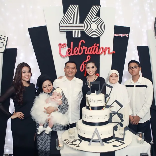 Keluarga Anang Ashanty