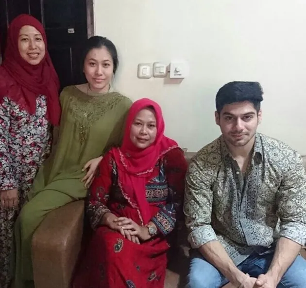 Lavanya dan Dede