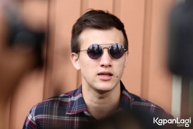 Stuart Collin - Risty Tagor