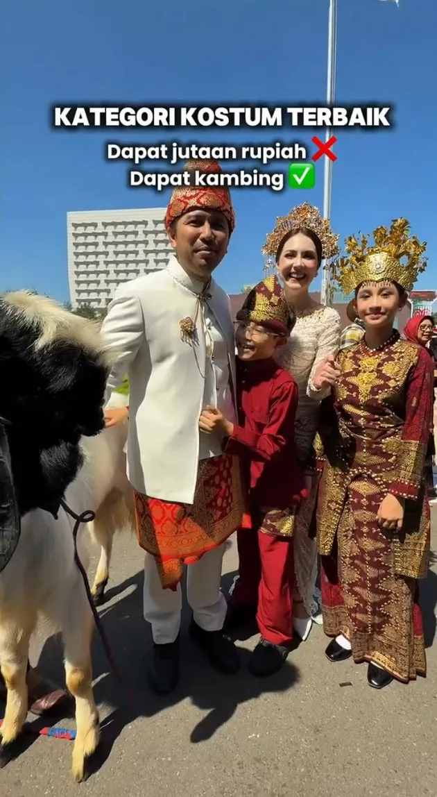 Arumi Anak Dapat Kambing