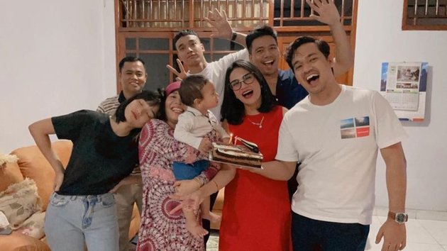 Portrait of Aunt Andriansyah's Family Celebrating the Late Vanessa Angel's Birthday, Revealing Unfulfilled Plans to Bali - Buying a House for Gala