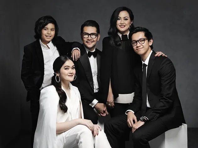 Keluarga Ferry Salim