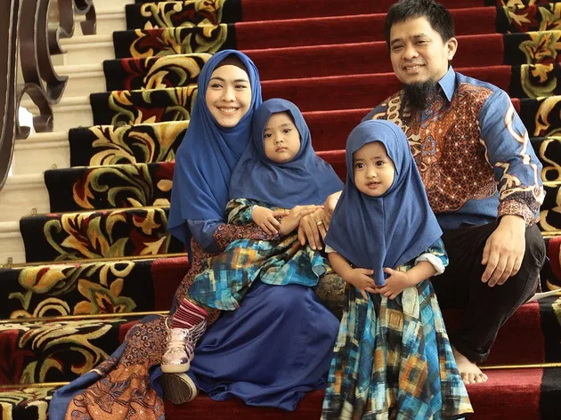 keluarga Oky Setiana Dewi