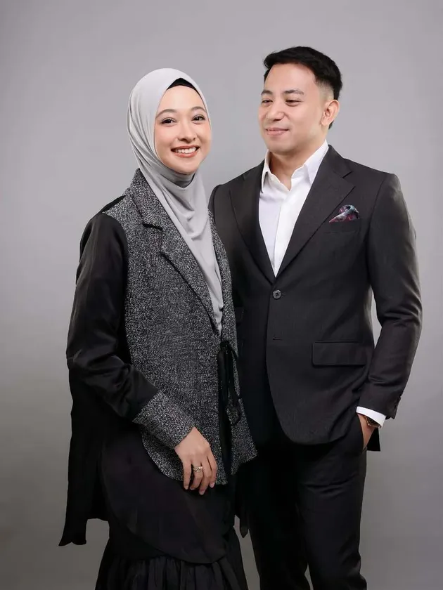 Kisah cinta Poppy Bunga dan suami