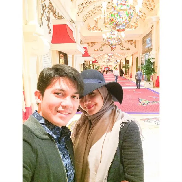 Irwansyah - Zaskia Sungkar
