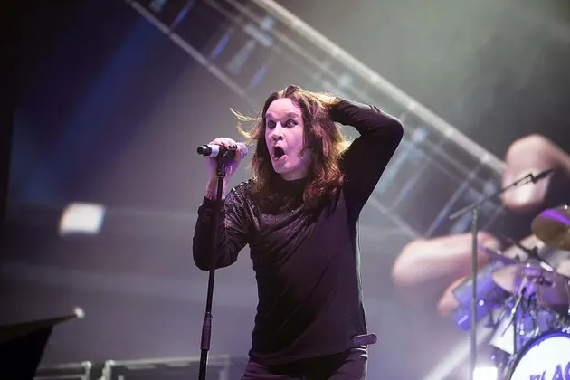 Potret Kenangan Ozzy Osbourne saat Manggung