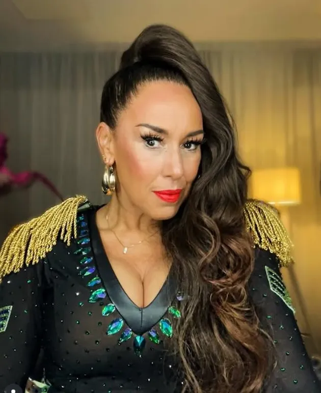 Portrait Of Kim Sasabone Vengaboys Proud Of Maluku Heritage Netizens Portrait Of Kim Sasabone Vengaboys Proud Of Maluku Heritage Netizens