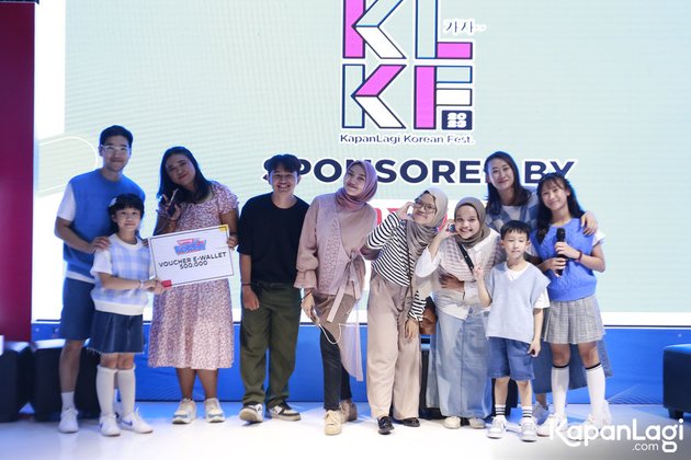 Portrait of Kimbab Family Meeting Online Family at Kapanlagi Korean Festival 2023 Bandung, Full Smile and Making Everyone Happy