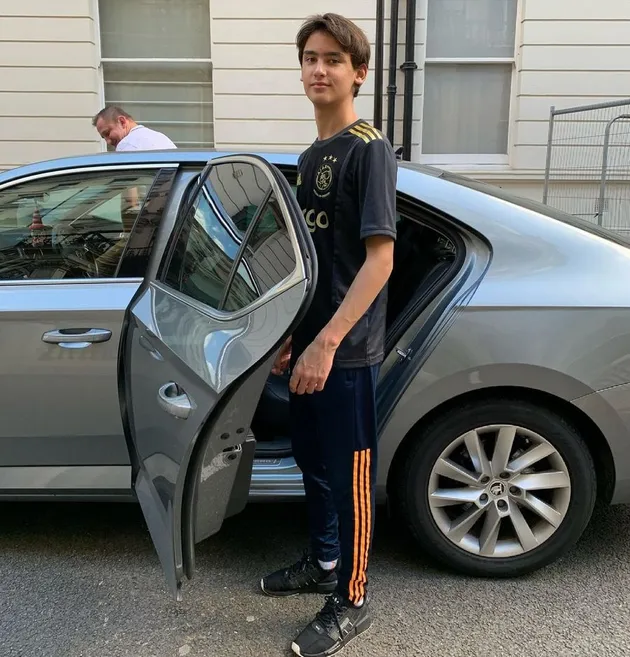 kiran anak kartika soekarno