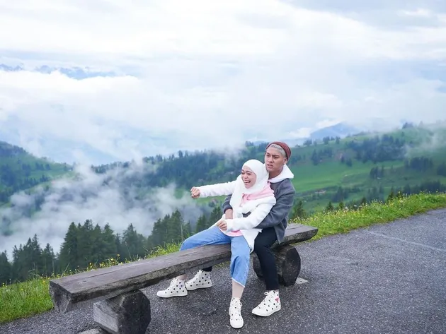 Lesti Kejora dan Rizky Billar damai