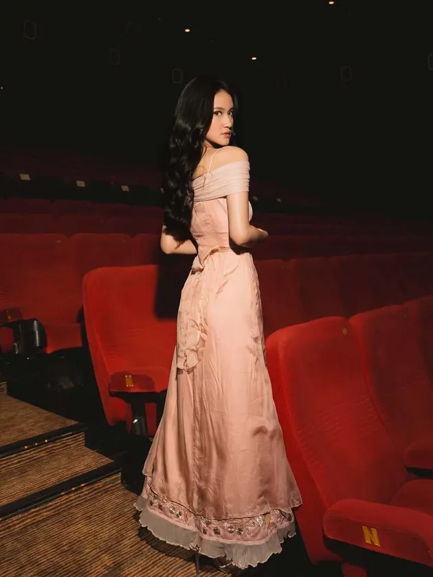 Leya Princy tampil cantik
