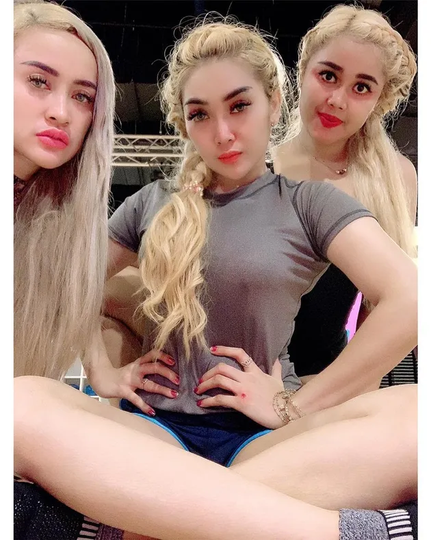 lia ladista syahrini, siapa lia ladista