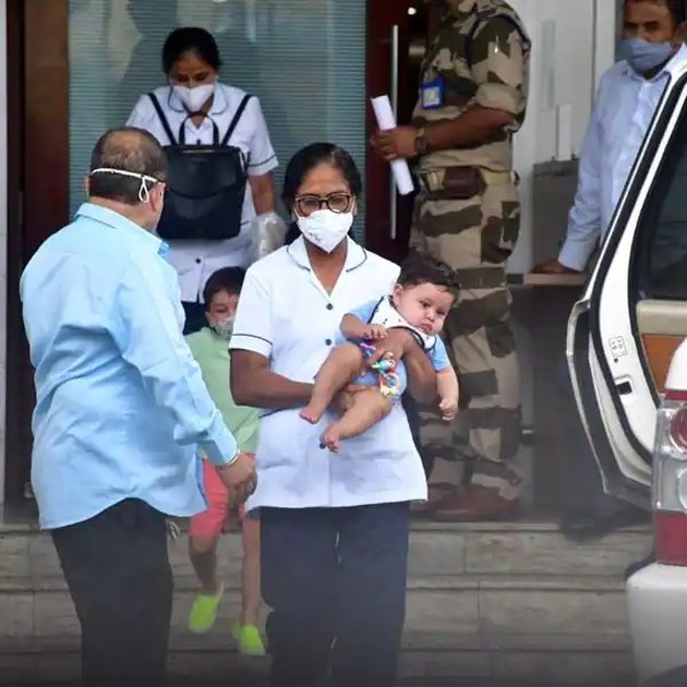 Portrait of Kareena Kapoor and Saif's Vacation to Maldives, Fun with Two Children