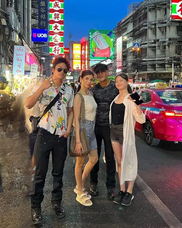 Liburan Keluarga Deddy Corbuzier ke Thailand