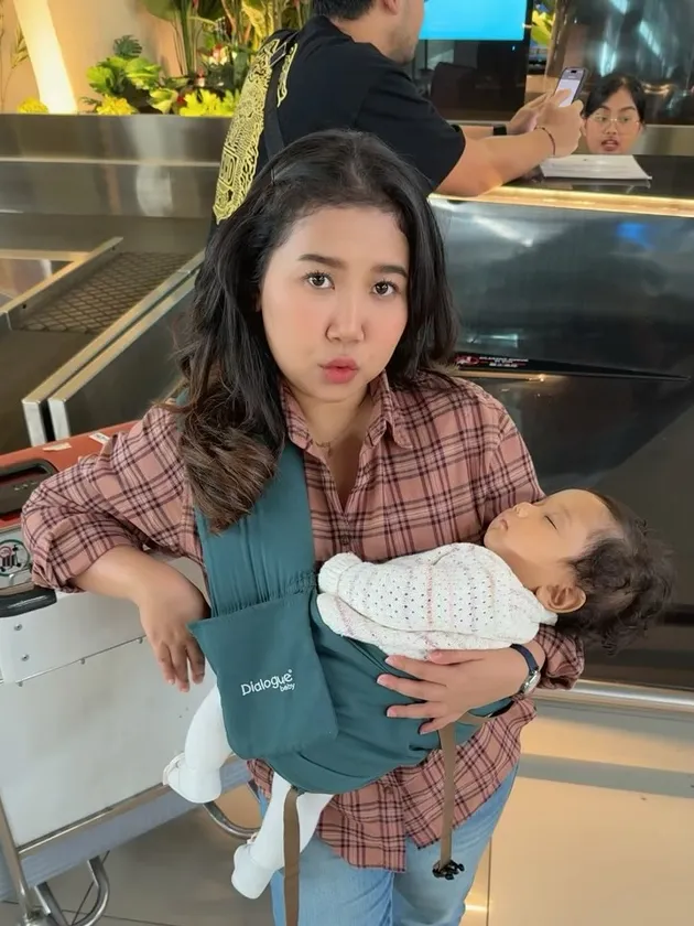 Kiky Saputri liburan