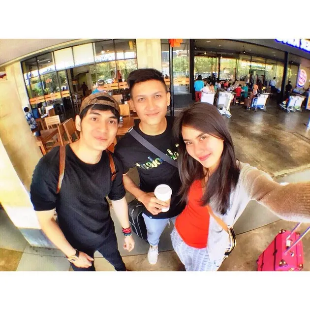 Syahnaz Sadiqah dan Juan Christian