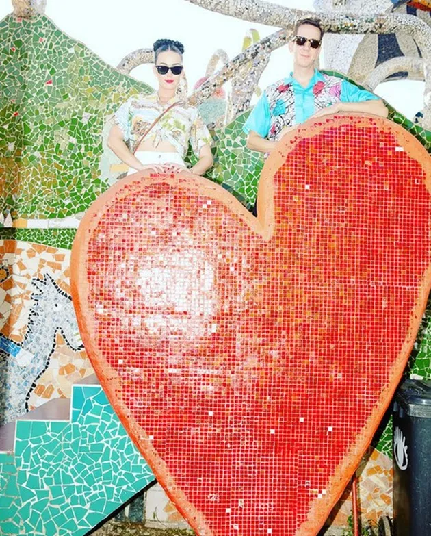 Katy Perry Liburan Tanpa John Mayer