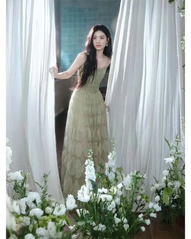 Portrait of Lu Yu Xiao at the Passional Lover Event, Stunningly ...
