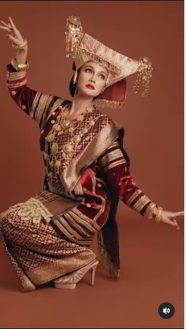 Portrait of Luna Maya who is extremely beautiful in Javanese, Papuan, and Minang traditional attire, very cool - Three Outfits with Different Characters