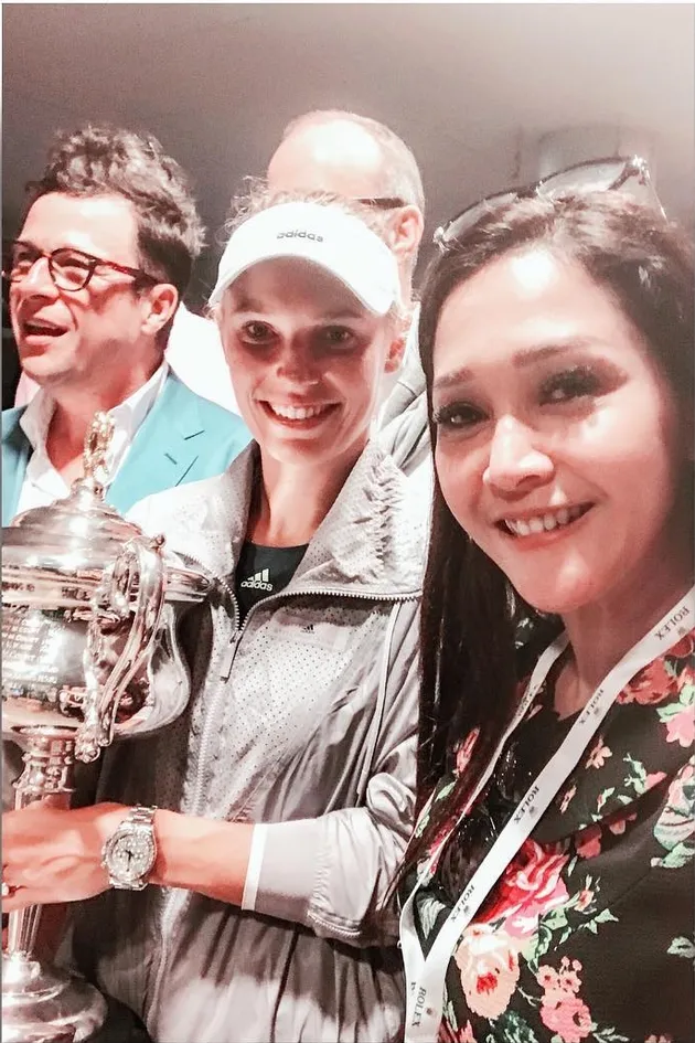 maia estianty, maia foto bareng artis, berita maia estianty