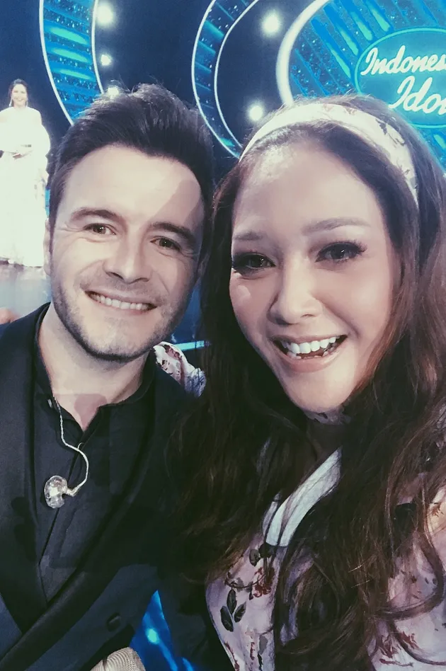 maia estianty, maia foto bareng artis, berita maia estianty