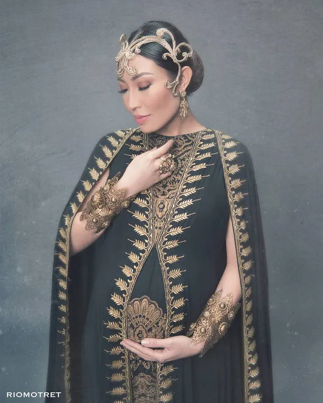 Ayu Dewi