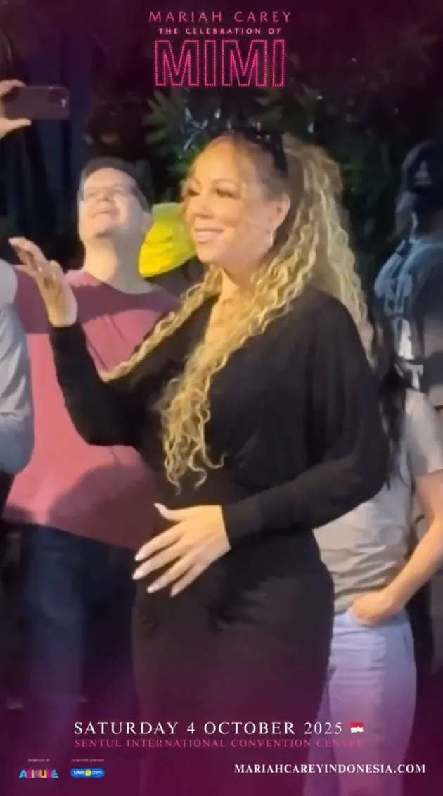 Mariah Carey beri ciuman jauh