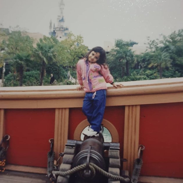 Portrait of Zaskia Sungkar's Childhood, Already Liked Traveling at the Age of 3 
