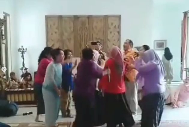 <nil>