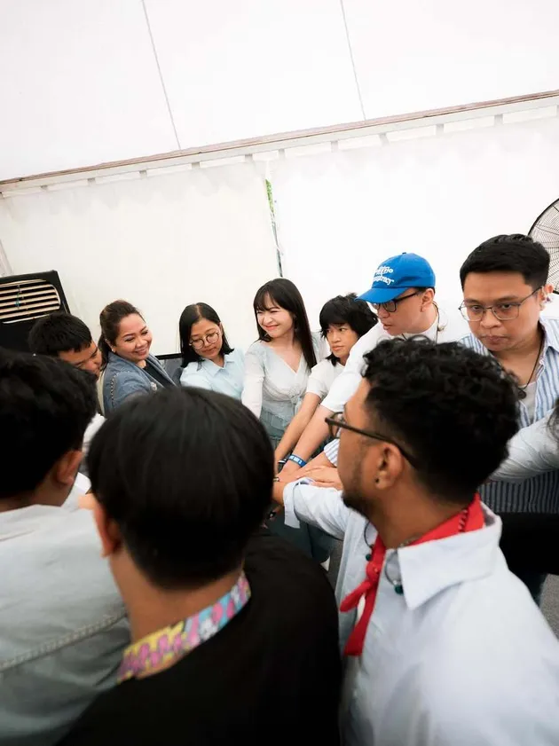 Potret Bernadya Manggung di Pestapora 2025