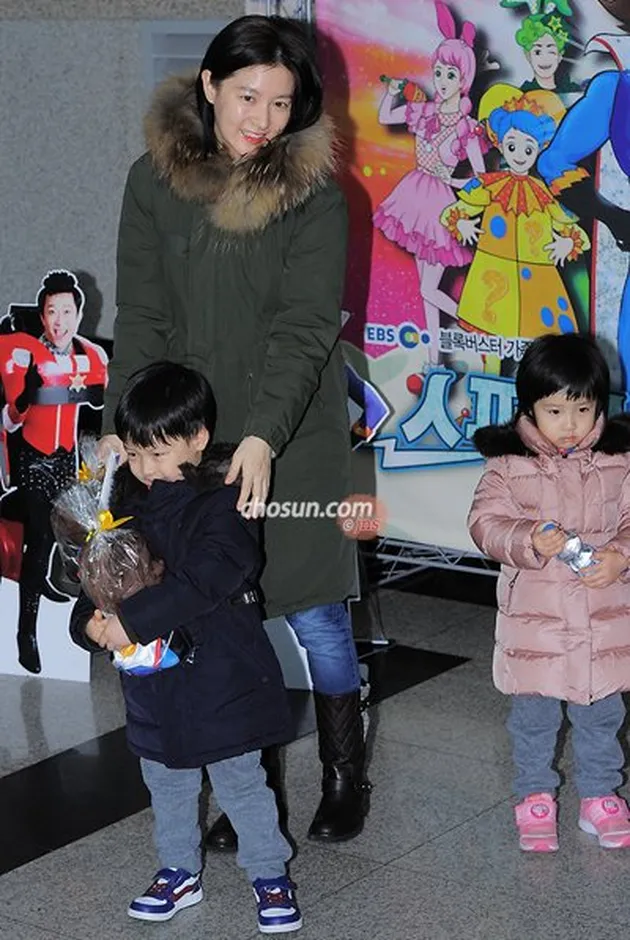 Lee Young Ae &amp; Si Kembar