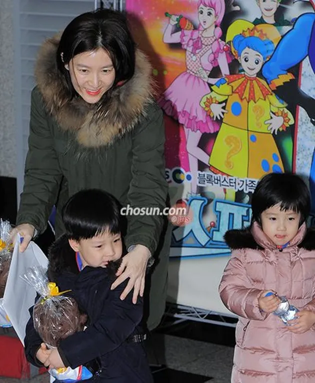 Lee Young Ae &amp; Si Kembar