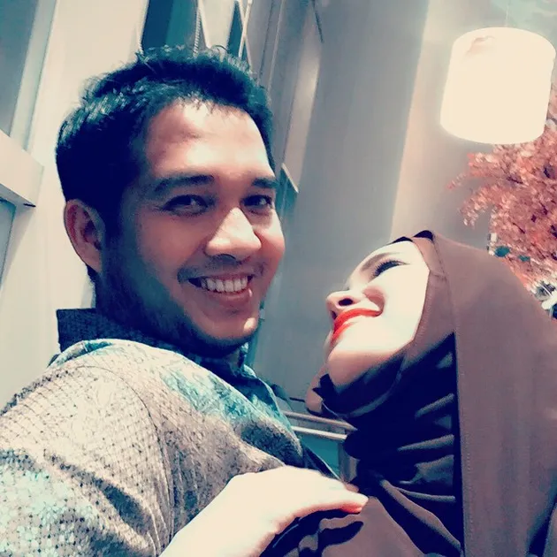 Dewi Sandra &amp; Agus Rahman