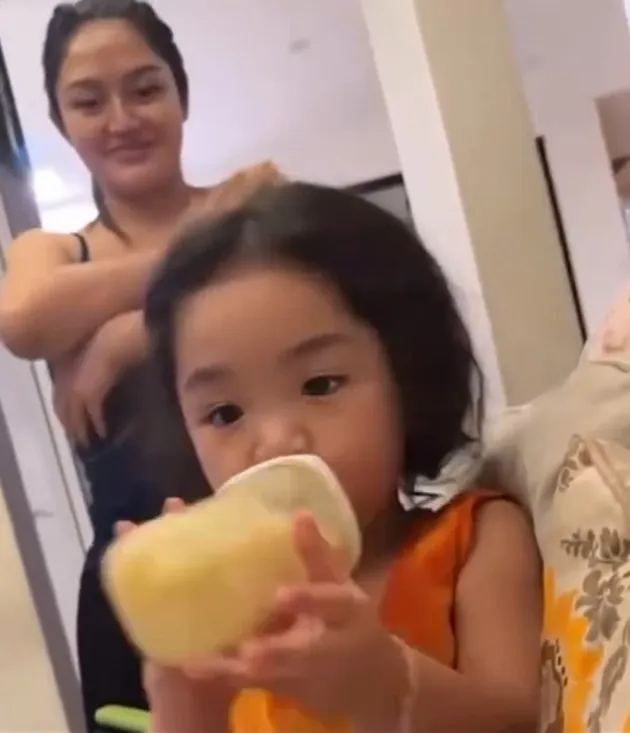 Momen Kocak Siti Badriah Kentut