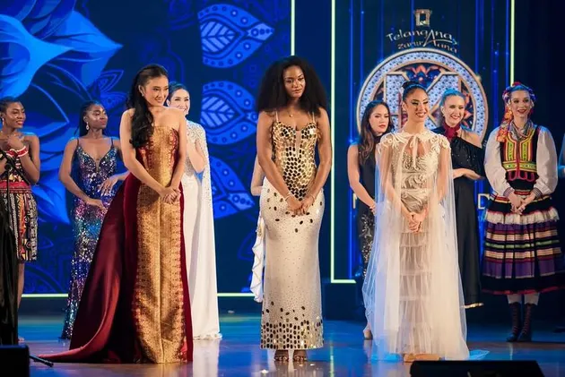 Potret Monica Kezia Sembiring Raih Penghargaan di Ajang Miss World