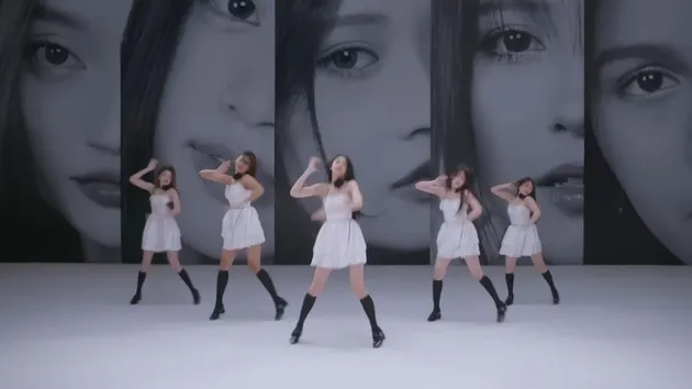 MV &#039;Push The Button&#039; 