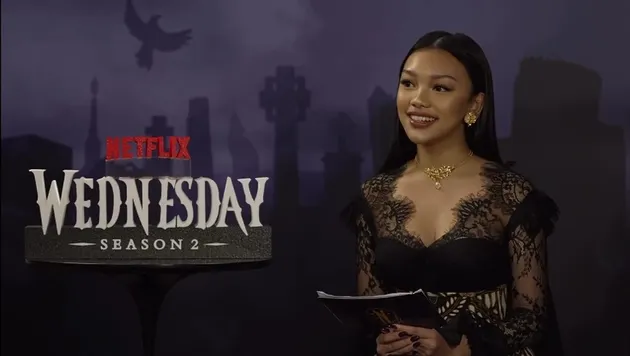 Potret Naura Ayu saat Wawancara Pemain Wednesday di Sydney